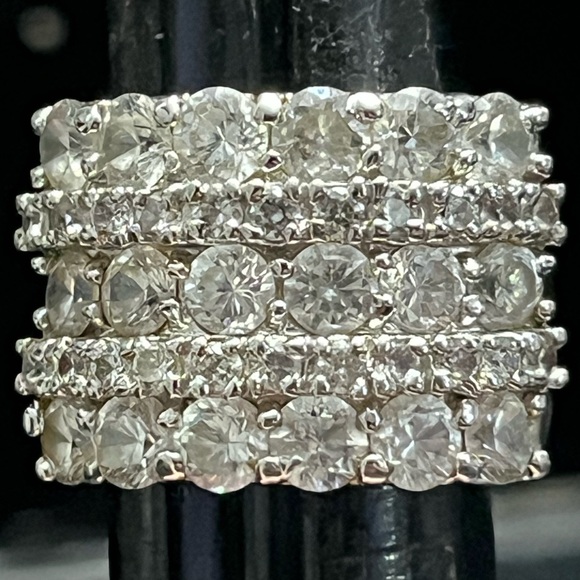 round brilliant cut cz statement cocktail wedding band anniversary ring - Picture 1 of 2